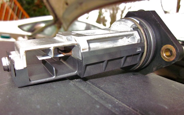 Bosch MAF sensor from 1997 Volvo 855 GLT