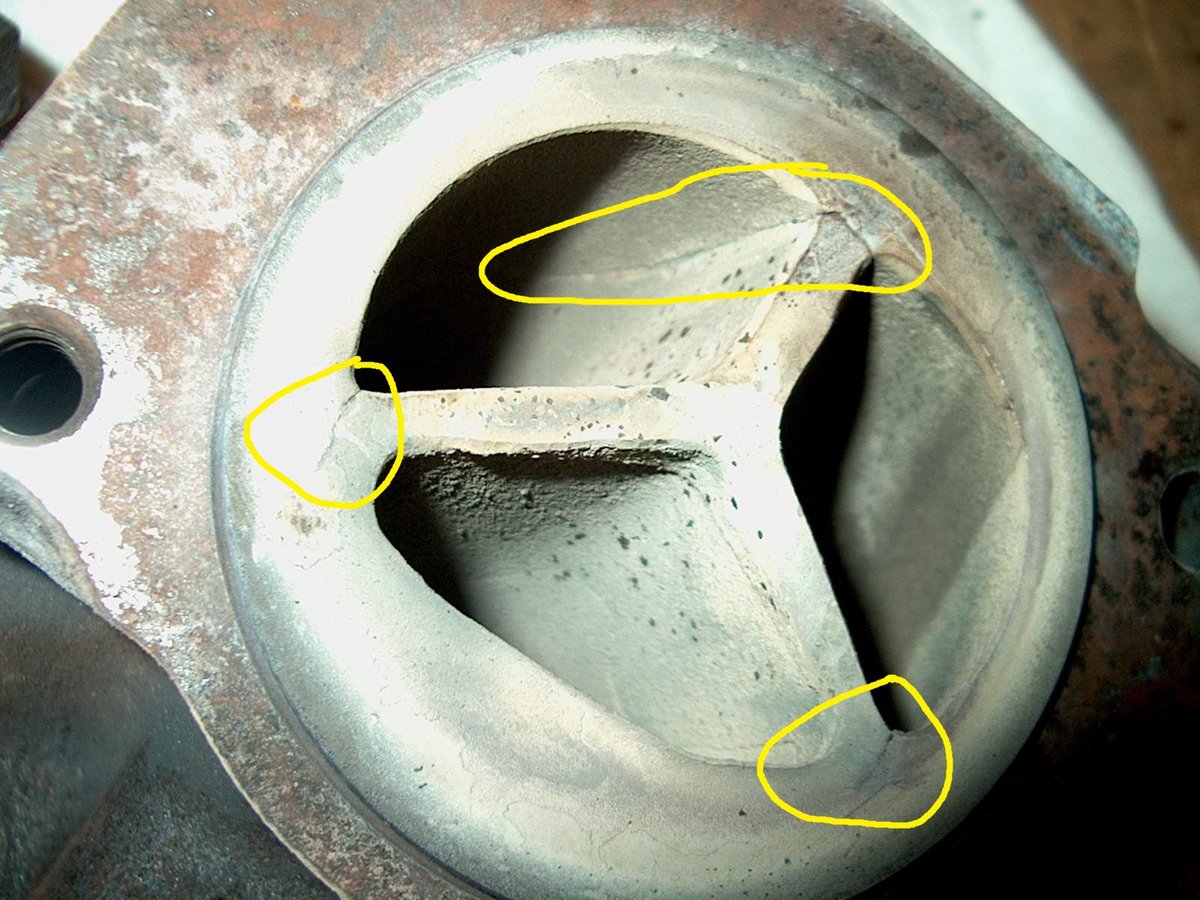 Exhaust Manifold 03.JPG