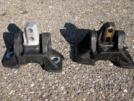 The old mount on the right is colapsed and visibly shorter.