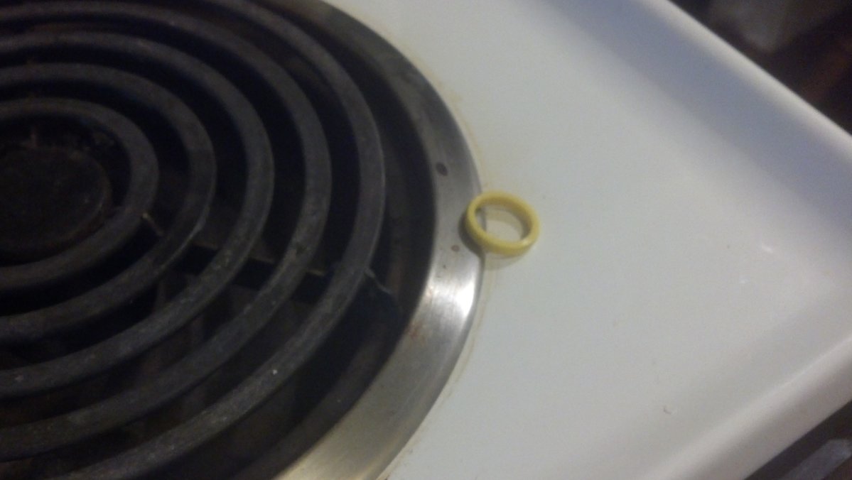 pitch this ring from the engine side of the firewall connector