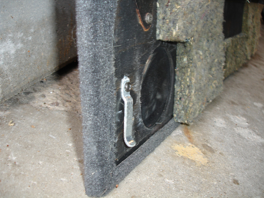 Fig 12 metal tab.JPG