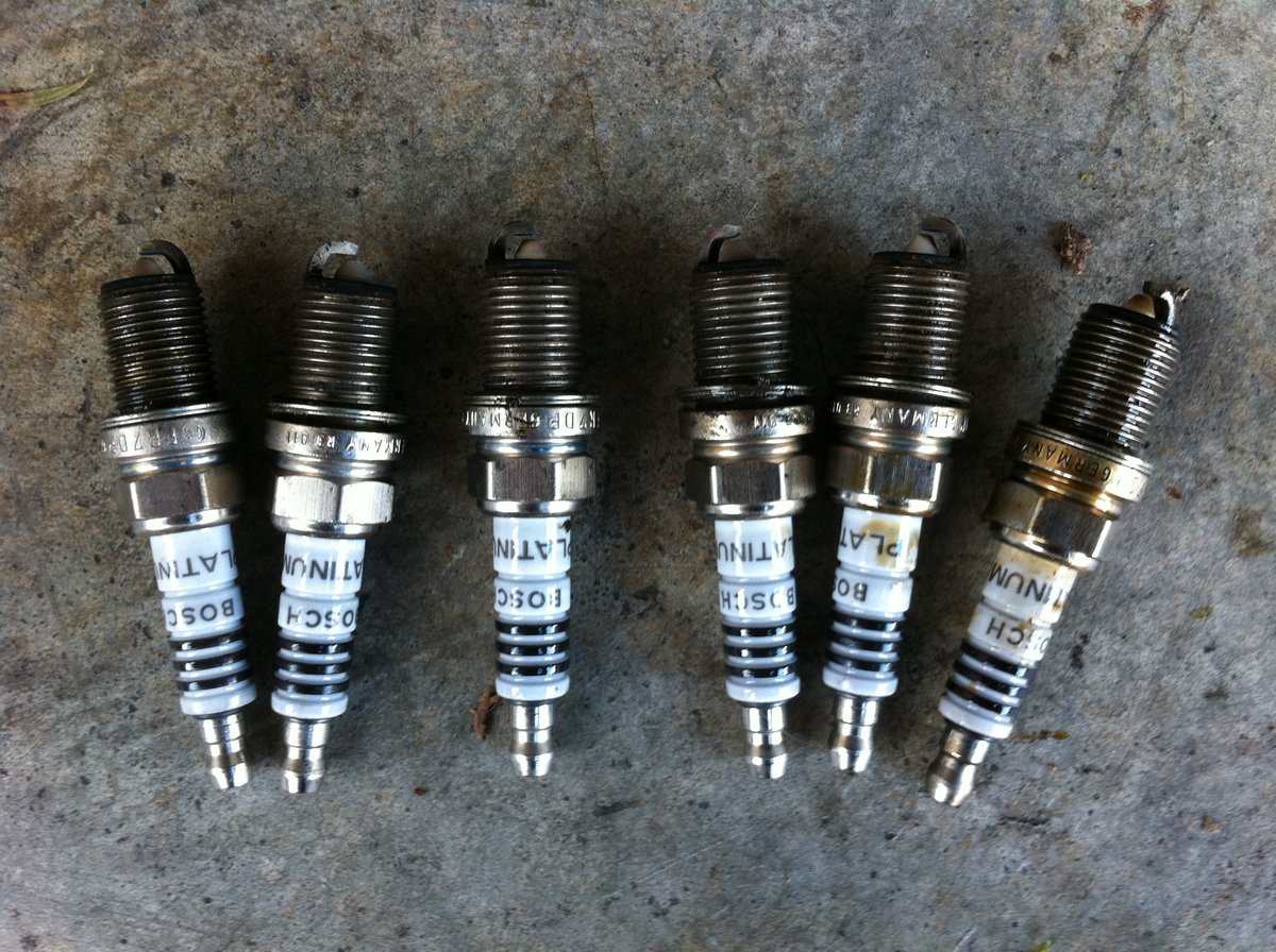 old and not so good looking sparkplugs!