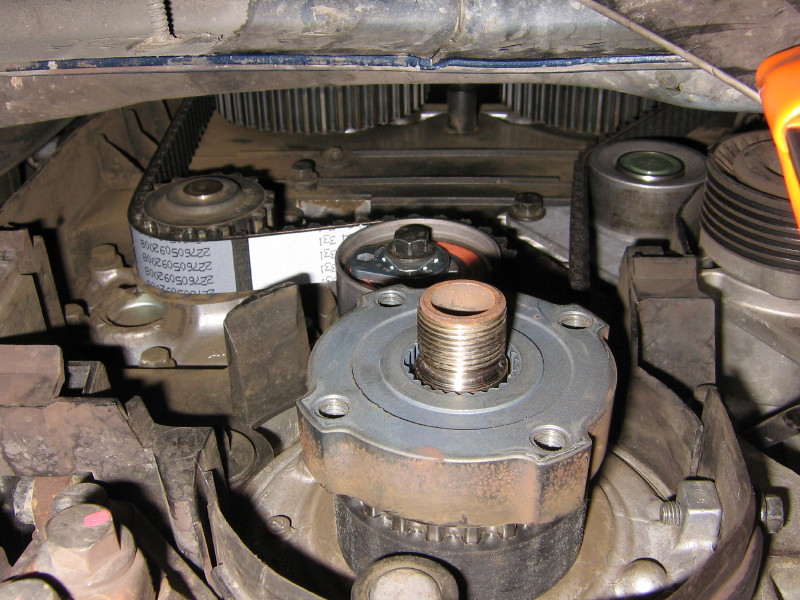 Crankshaft timing belt gear