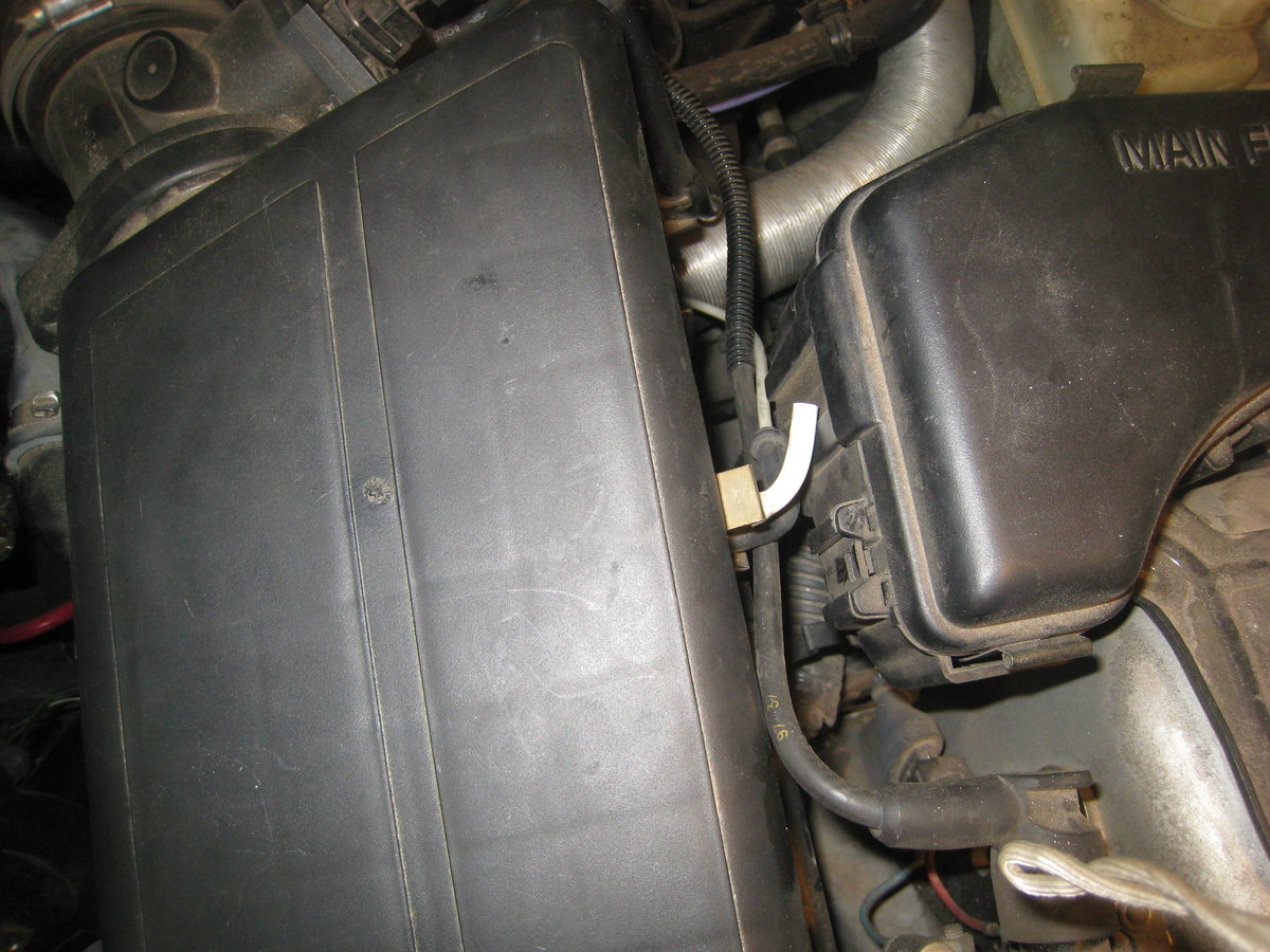 volvo s70 airbox hoses1.JPG