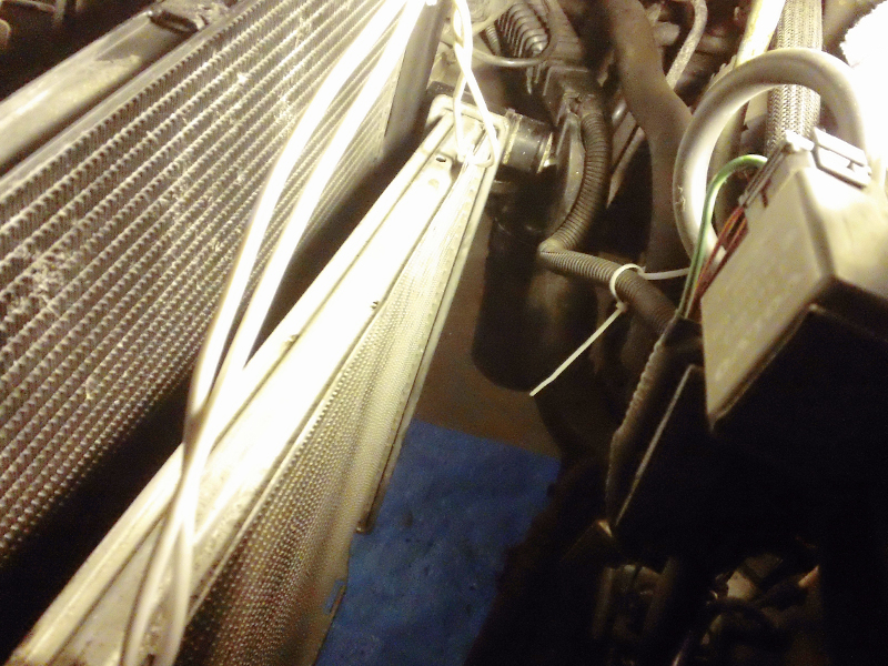 condenser hung, radiator is sliding down gently