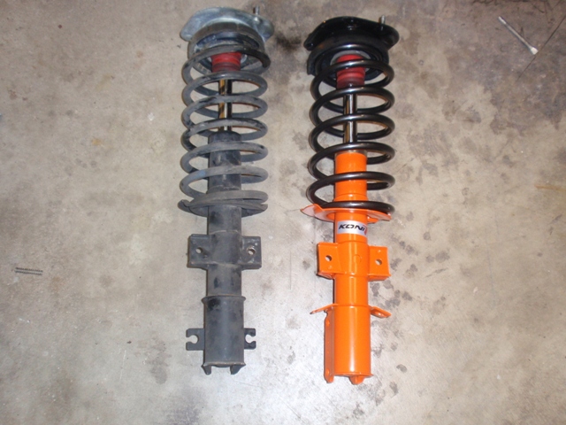 Strut Assembly Old vs New.JPG