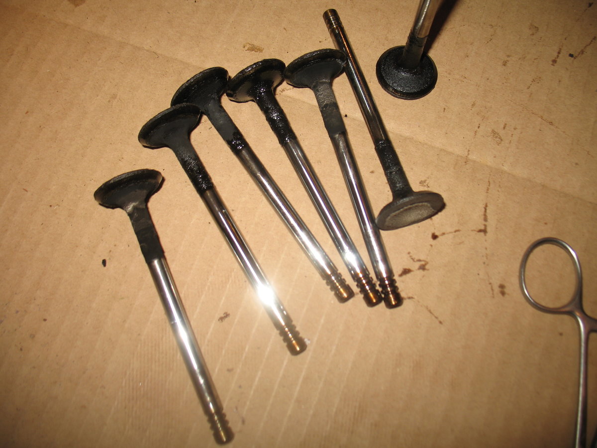 Exhaust valves need some cleanup