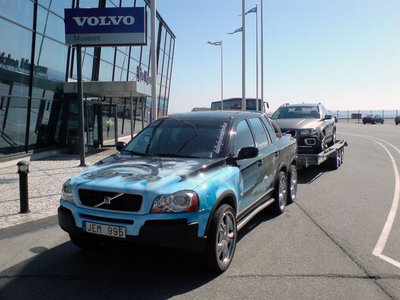 Volvo_XC90_Pickup_6.jpg