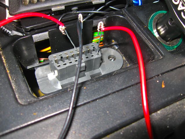 Pins 5, 6 and 16 connected to LED reader