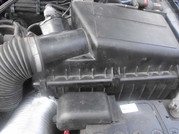 Air Filter fitted inside box, also showing larger cold air intake pipe.