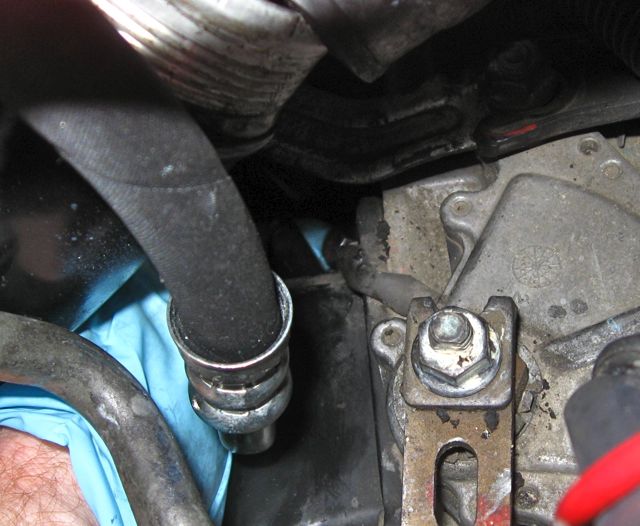 Installing the line support clamp bolt by feel