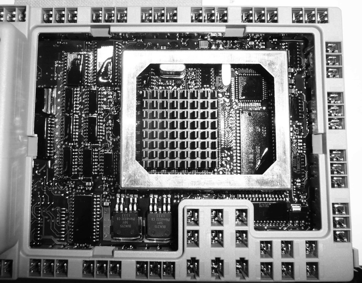 Motorola chip with a heatsink.