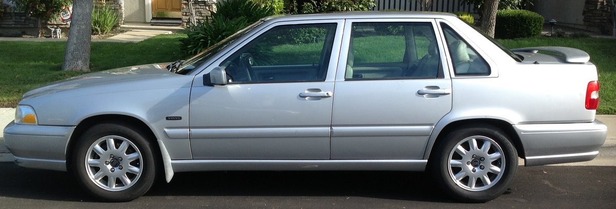 1998 S70 T5