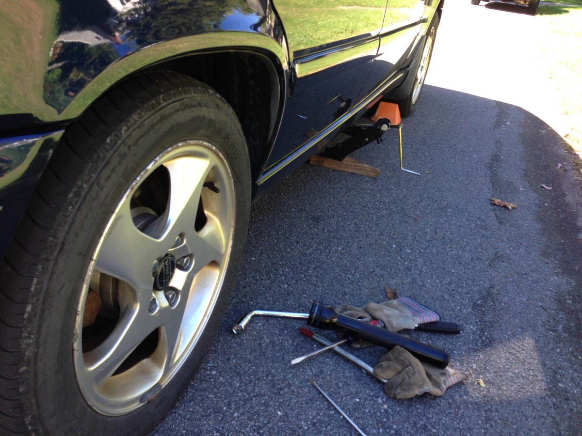 Answer - you have to block on OPPOSITE side, not same side as lifting