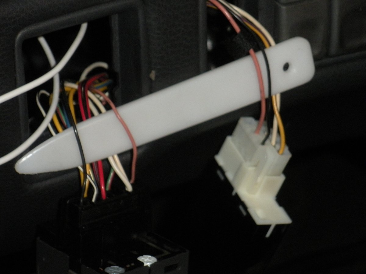 switch wires for turbo pod install.jpg