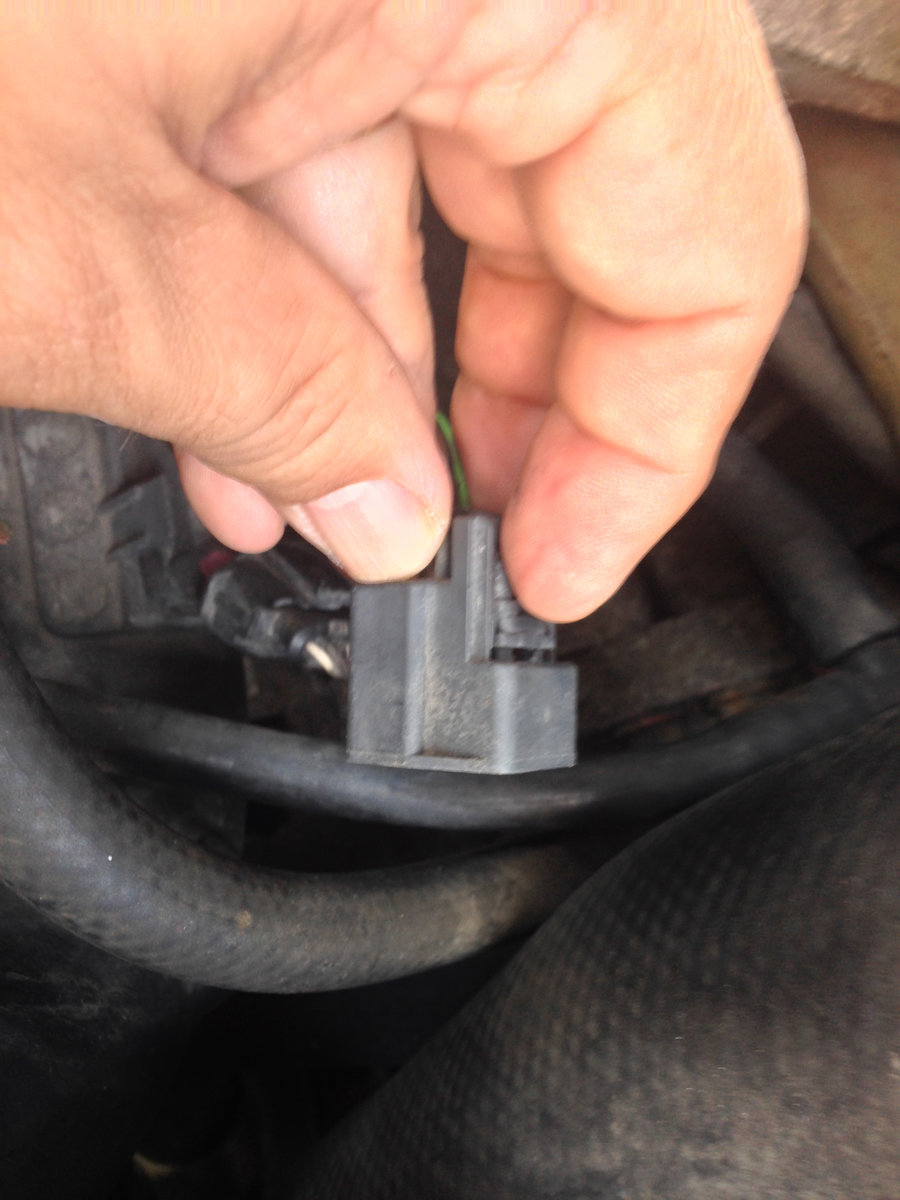 Squeeze here, and pull connector of IAT