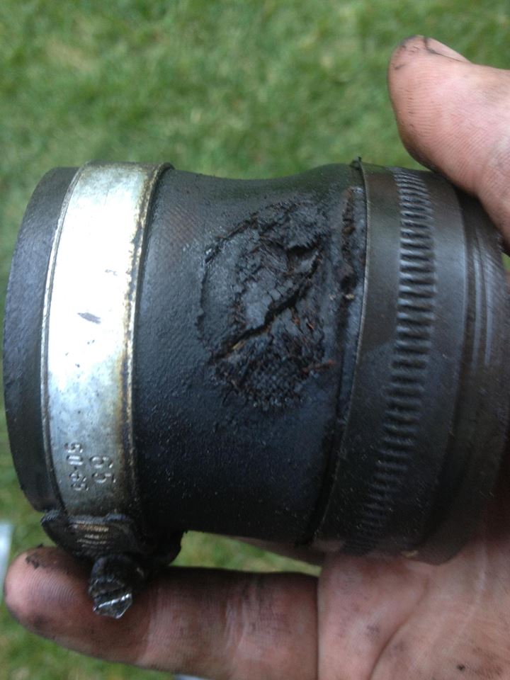 Turbo pressure hose.jpg