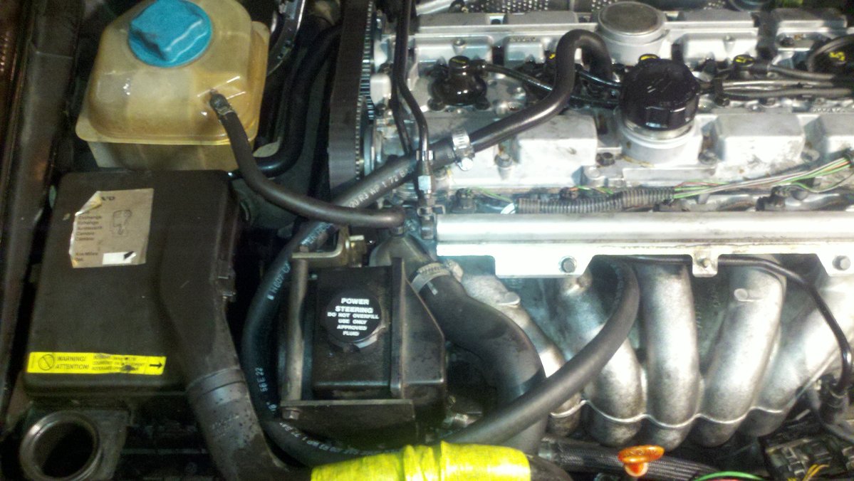 Cam cover PCV hose routing