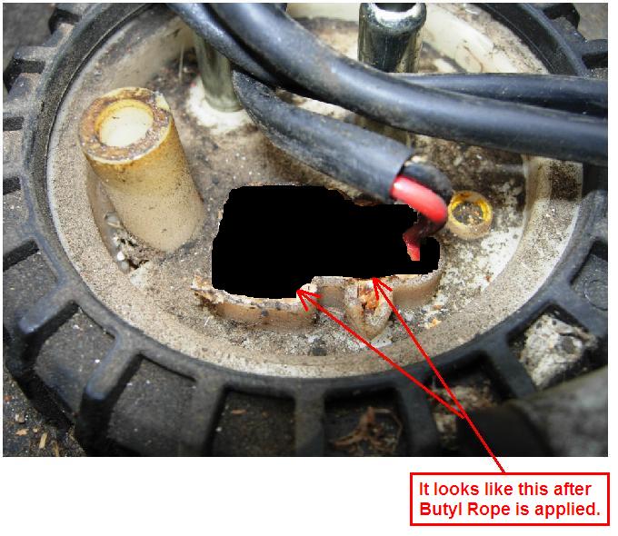 VolvoFuelLeakButylRope2.JPG