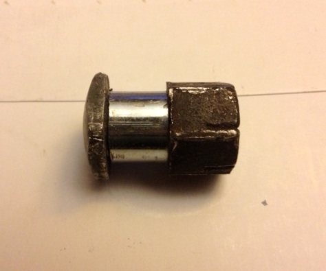 funky square end bolt, long washer as a spacer, 19 mm nut