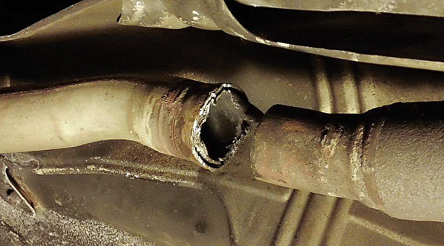 CAT is clear of any coupler, ready