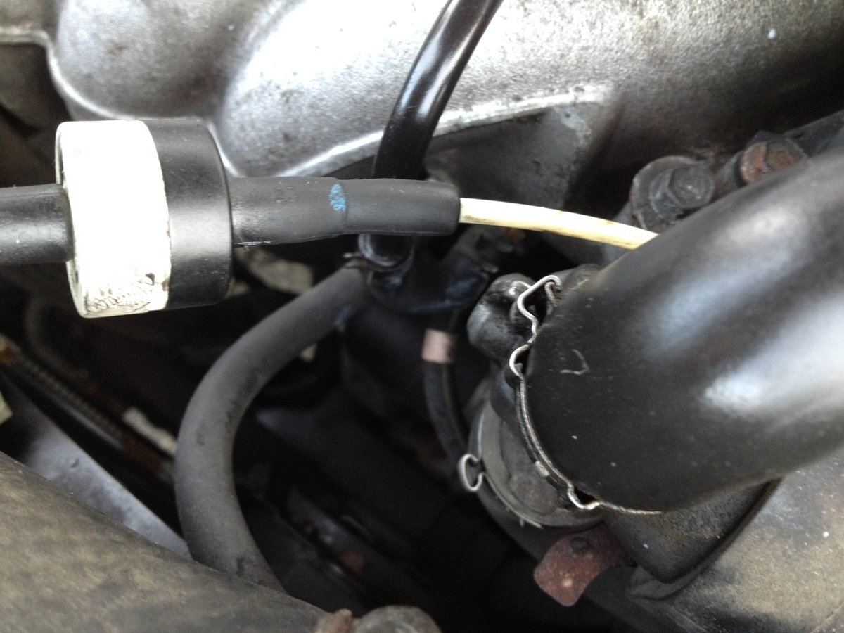 Rotted Hoses Going in to intake manifold