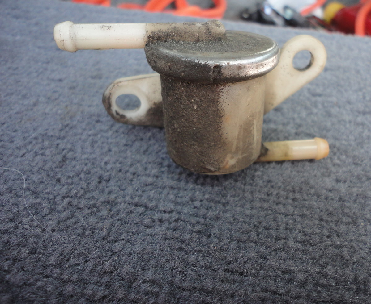 Rollover valve off and inspected!