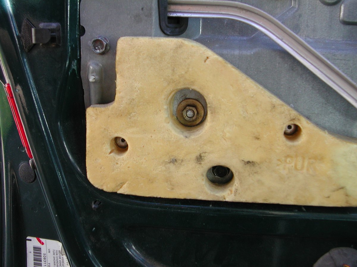 Volvo 850 Drivers side Window Fix 1.JPG