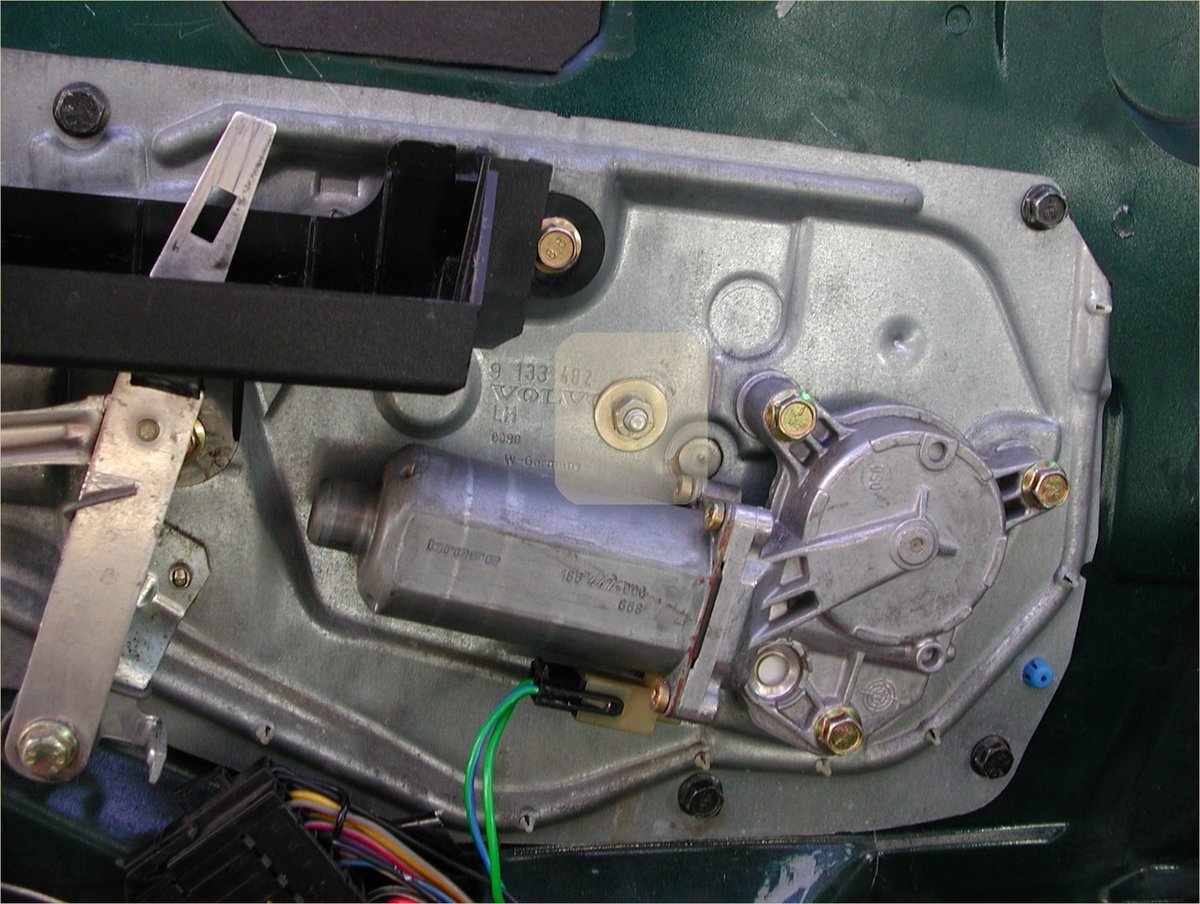 volvo 850 drivers side window fix 2.jpg