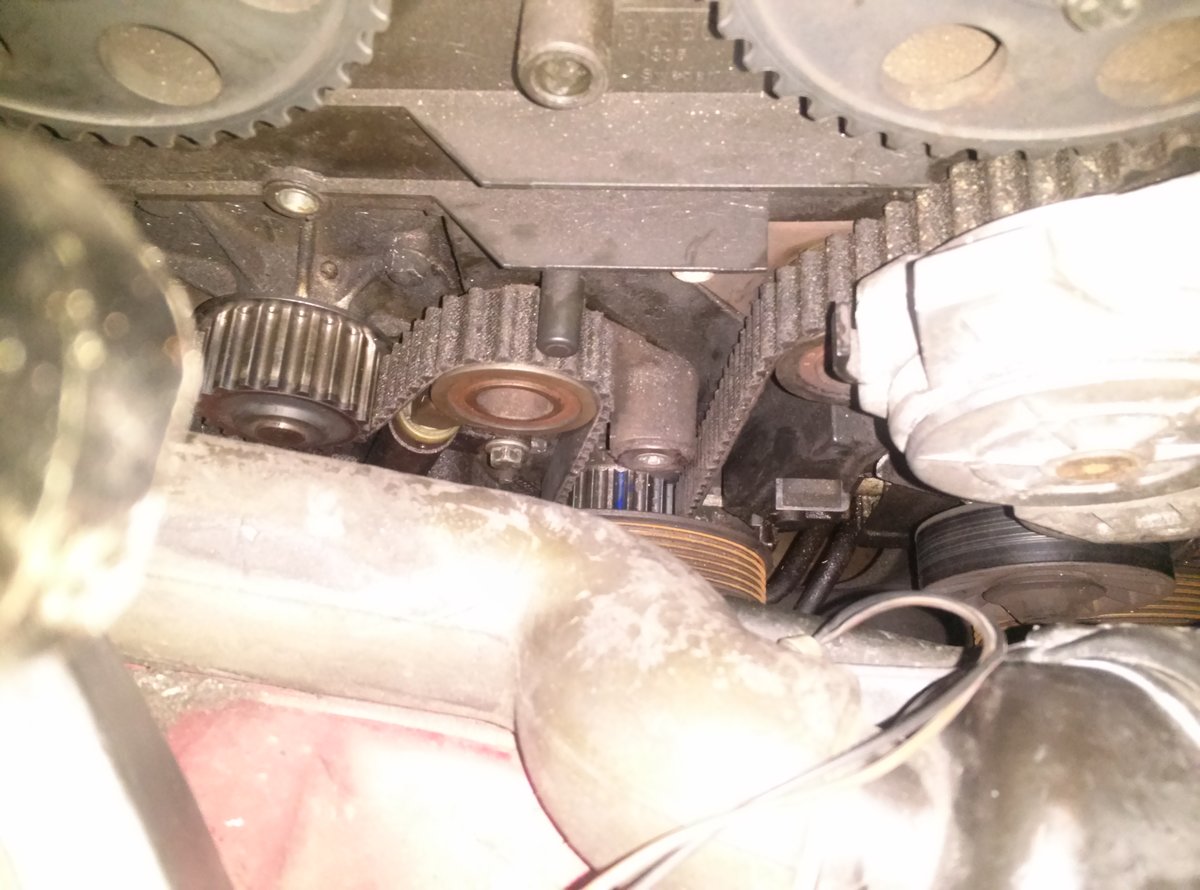 Blue line is crank mark, block mark is one tooth ccw if you can't see the mark