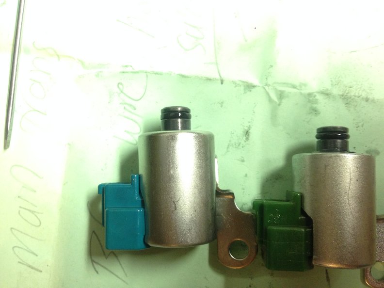 new / old solenoid: picture 2
