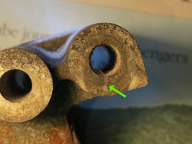 a corresponding mark on mount itself - pictured after mount was removed