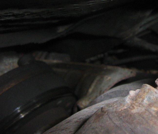 volvo v70 awd exhaust heat shield 4.jpg