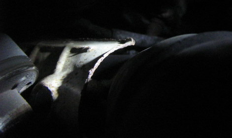 volvo v70 awd exhaust heat shield 1.jpg