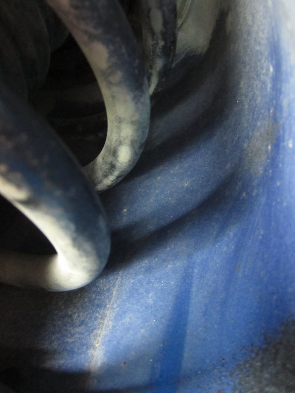 LH spring rubbing on inner fender (2)