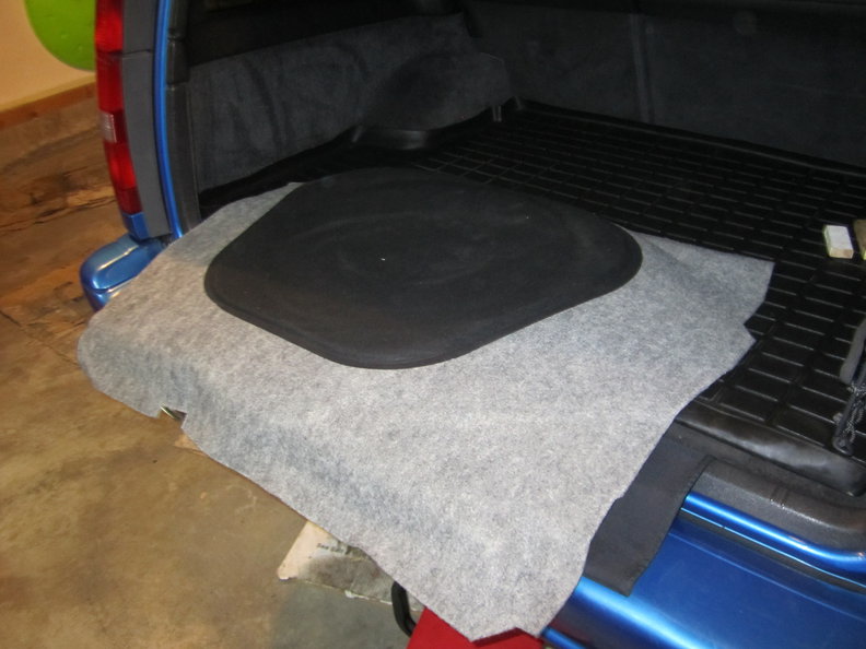 2000 V70 tire cover carpet with padded section (shown upside down)