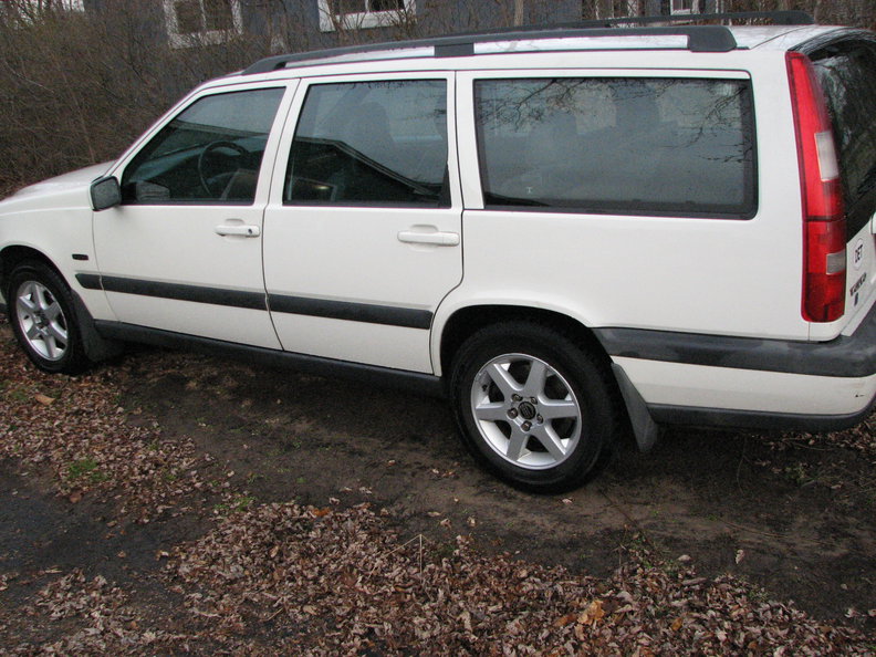 They play well together.