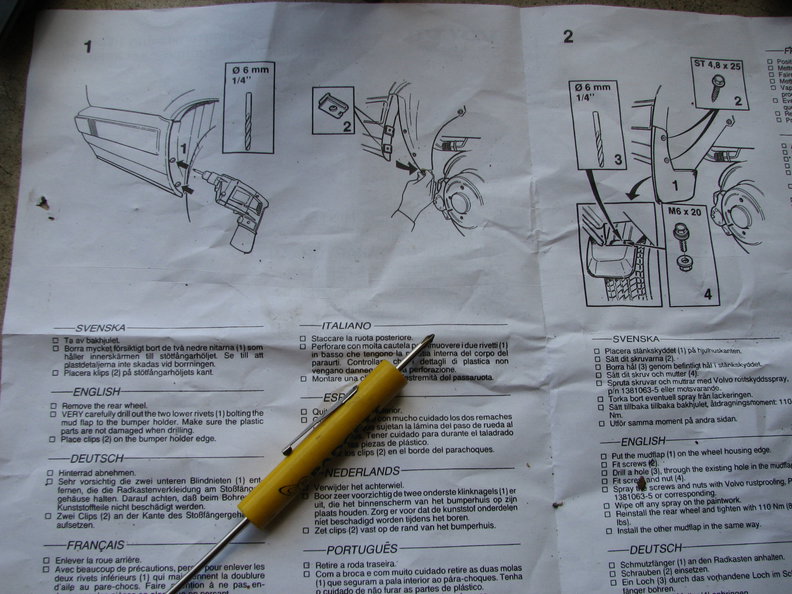 Rear liner with a combination of bolts and rivets. The way I had done it anyway.