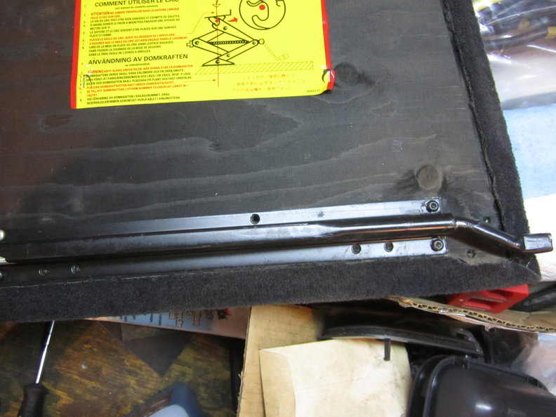 RH end of rear load cover