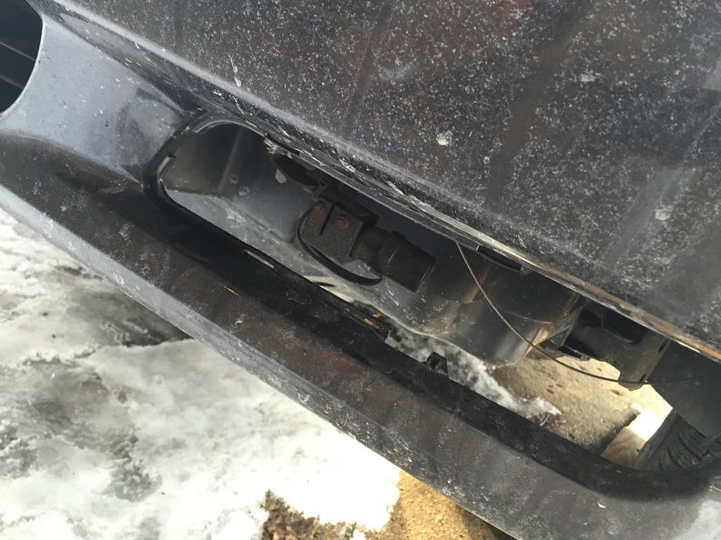 Plug capped and swiveled back, drive mode