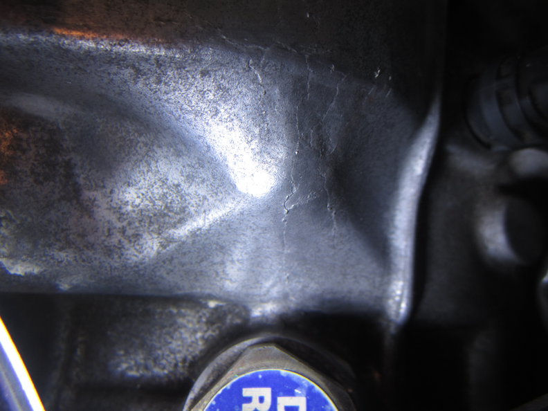 More of the cracks(?) and possible welded area to top of picture?