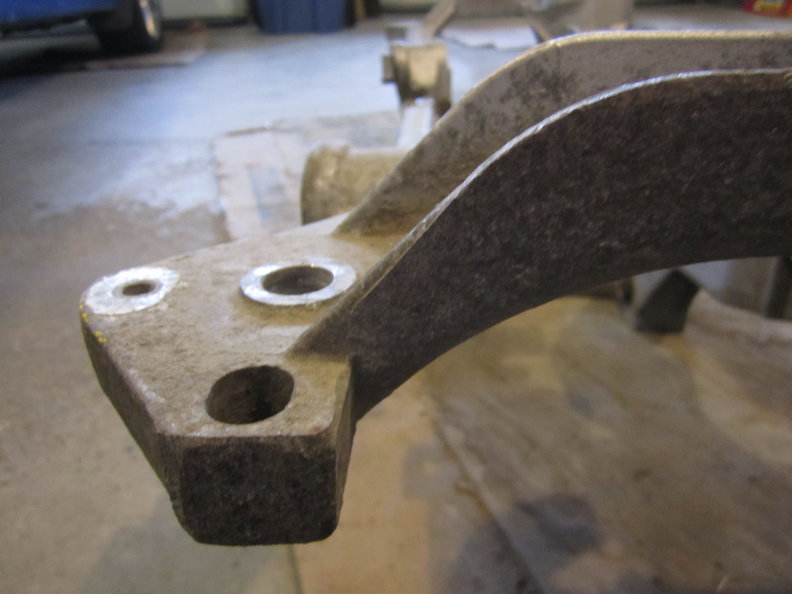 RH side rear section and mount hole for bolt