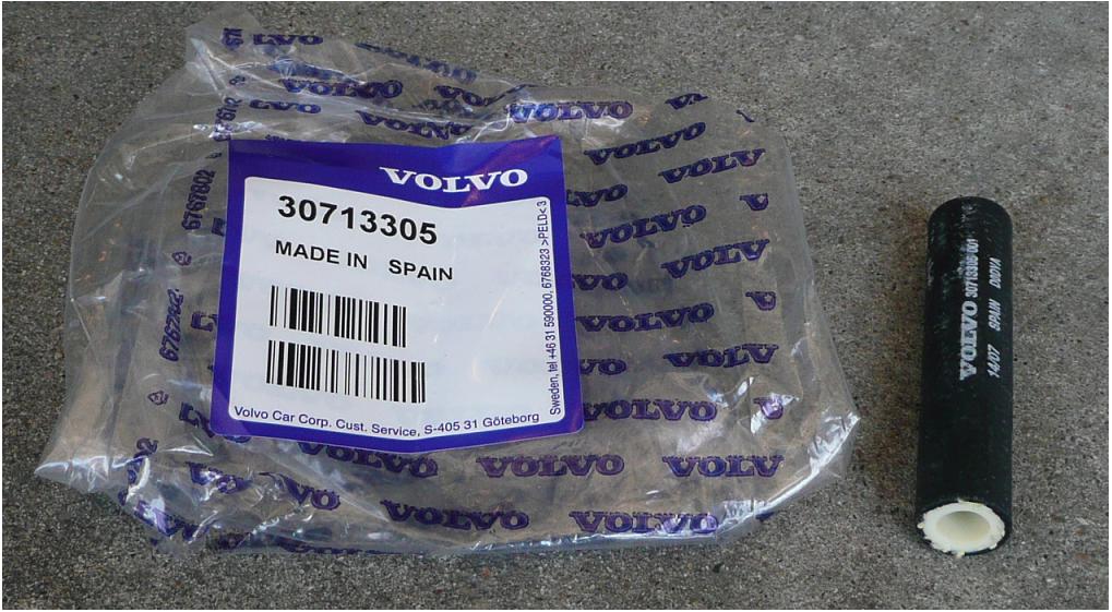 VolvoTurboHose.JPG