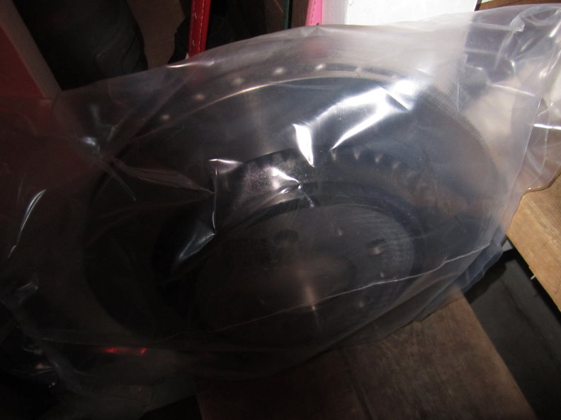 2000 V70 R vented rear rotor