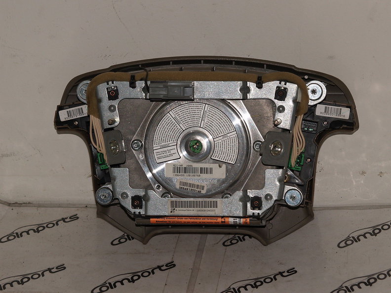 single green pinout on back of air bag.