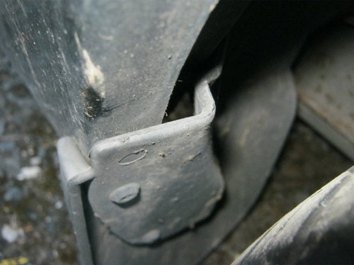 Mudflap 9134617 mounted on 1994  960 wagon
