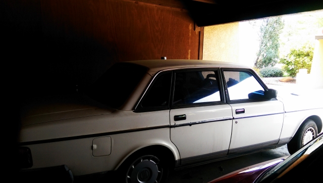 VOLVO-RIGHT SIDE small(640x362).jpg