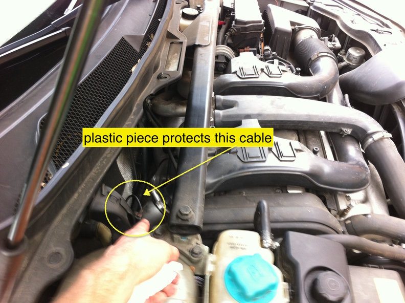 05 XC90 Mystery cable .JPG