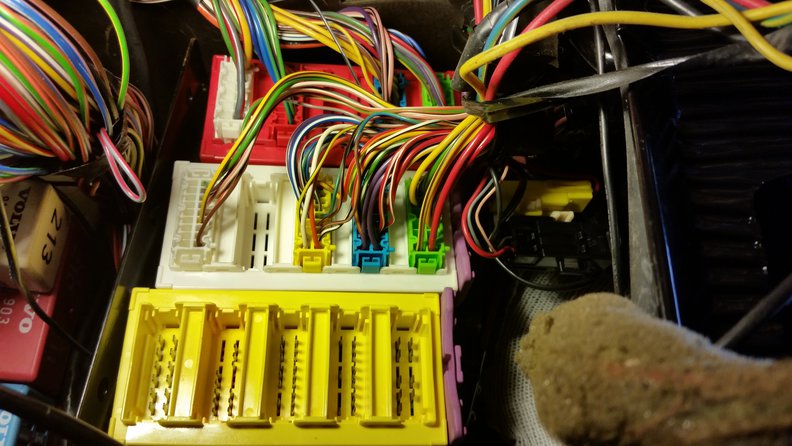 this is the harness under the dash