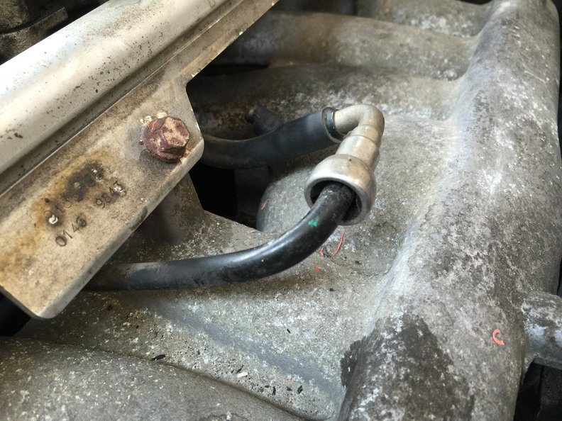 V70 Fuel connection.jpg